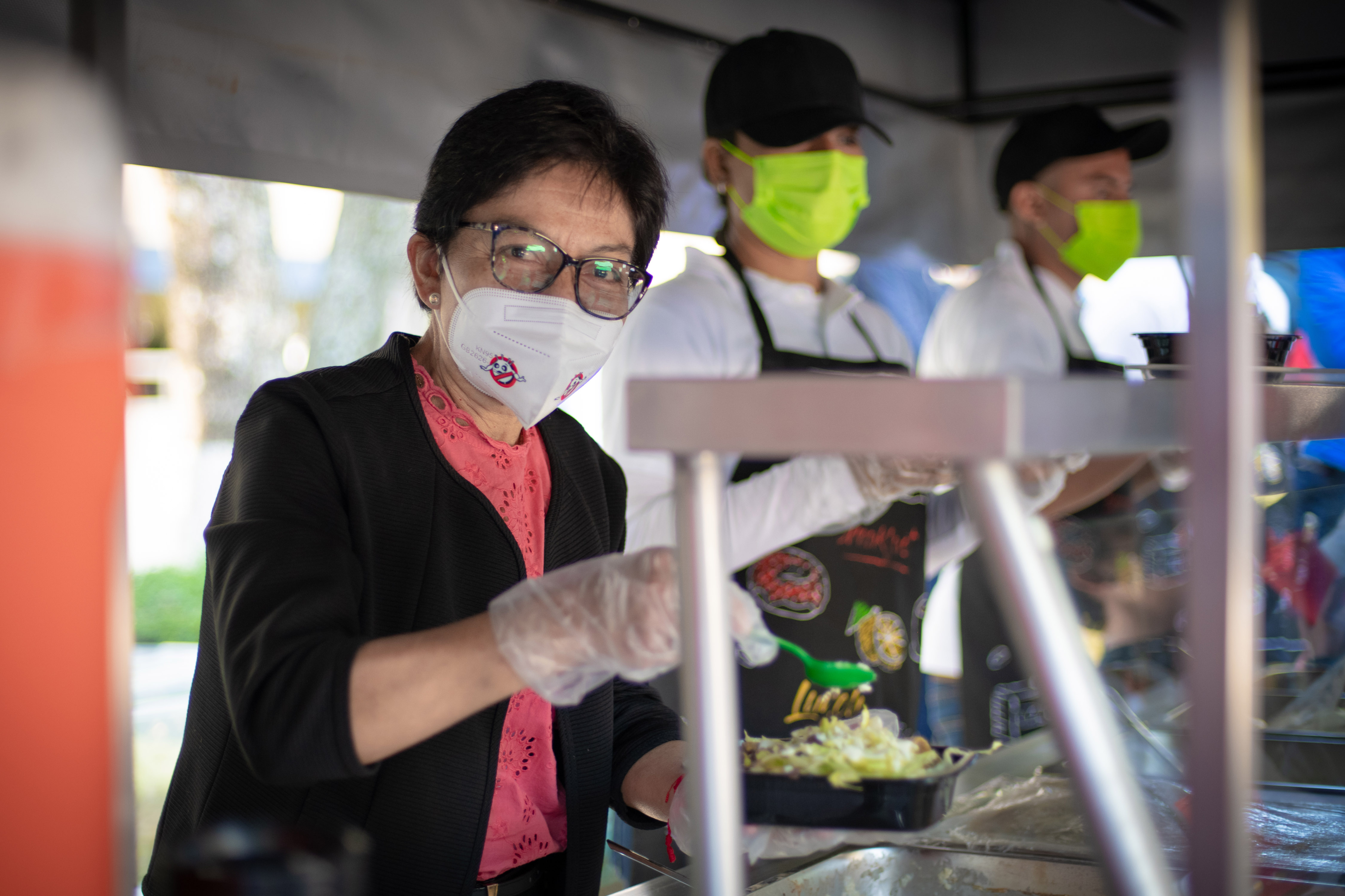 Rectora Lilia Cedillo Pone En Marcha El Programa De Becas Alimentarias ...